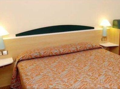 Ibis Andorra - Photo3