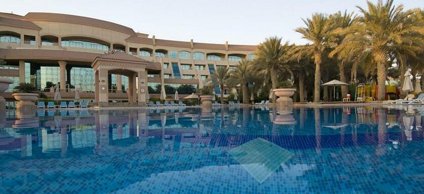 Al Raha Beach Hotel - Photo2