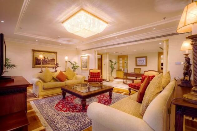 Corniche Hotel Abu Dhabi - Photo4