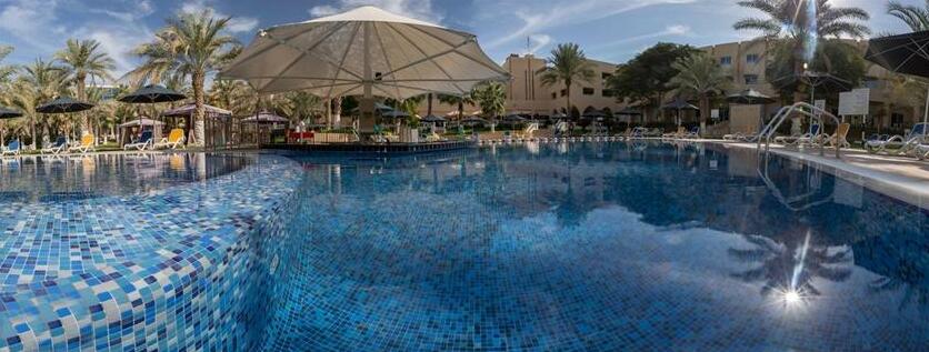 Millennium Central Mafraq Hotel - Photo3