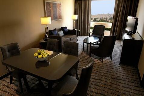 Radisson Blu Hotel & Resort Al Ain - Photo5