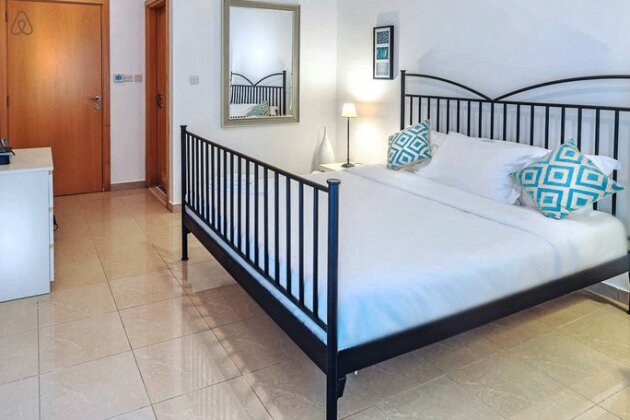 1 Bed Apartment At Marina Crown Near Barasti Beach - Photo3