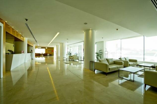 Al Bustan Centre & Residence - Photo4