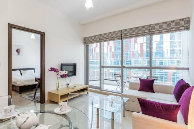 Bay Central West Dubai Marina by Deluxe Holiday Homes - Photo5