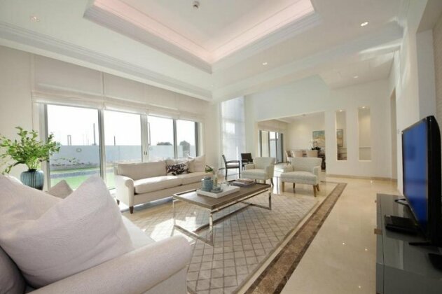 Brand New 4 Bedroom Villa- District One Meydan Dubai - Photo4