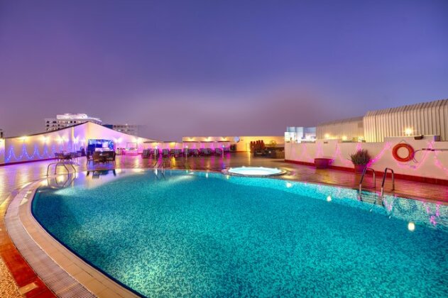 Cassells Al Barsha Hotel - Photo3