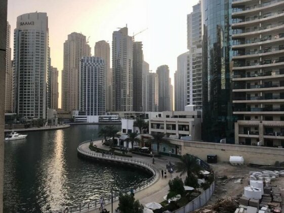 Distinctive 4-BR Villa Dubai Marina