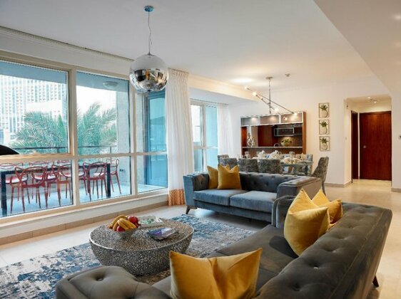 Dream Inn - Marina Quays 4BR Duplex Apartment - Photo2