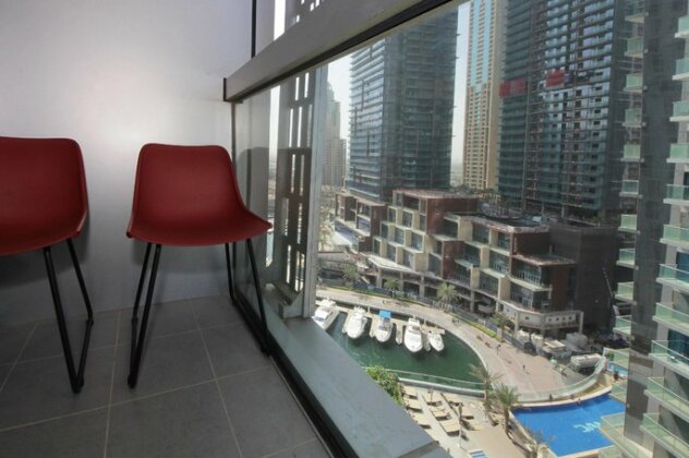 Dubai Marina Three Bedroom Marina Heights - Photo3