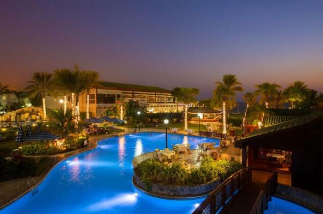 Dubai Marine Beach Resort And Spa - Photo3