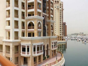 Dubai Stay - Palm Views East Studio Apartment