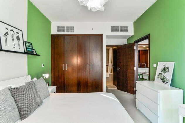 Evergreen Ease by Emaar Stylish One Bedroom - Photo5