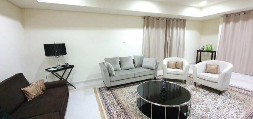 Express Holiday Homes - Spacious 2 Bedrooms Apartment in Princess Tower - Photo3