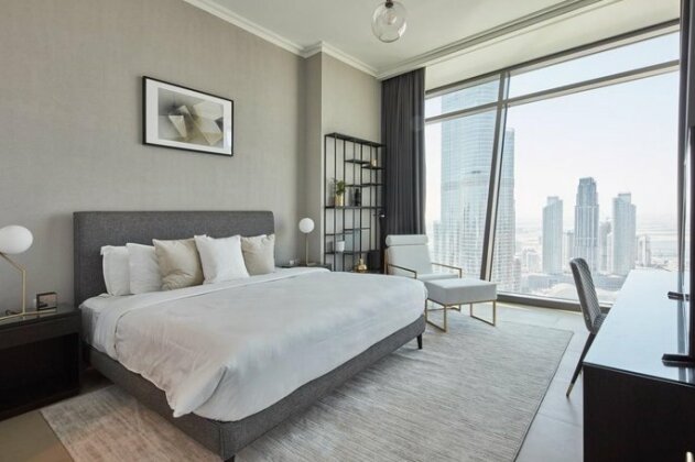 Fantastay - Burj Vista 03 Bedroom Apartment - Photo3
