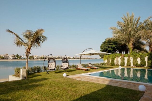 Fantastay Villa with Private Beach - Palm Jumeirah - Photo2