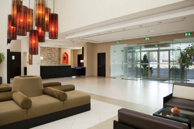Holiday Inn Express Dubai Jumeirah - Photo3