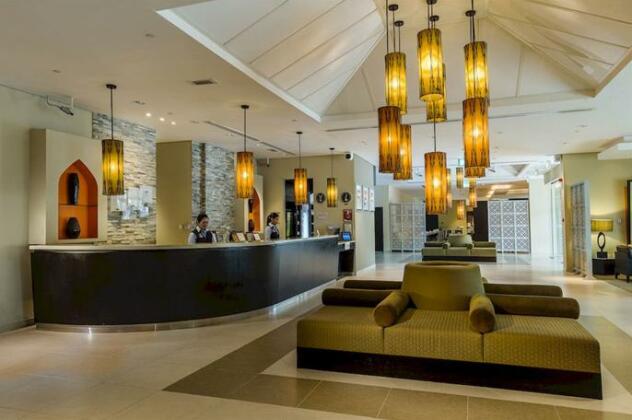 Holiday Inn Express Dubai Safa Park - Photo3