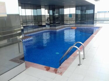 Hometown Apartments - Large 2 Bedroom Apartment on Sheikh Zayed road