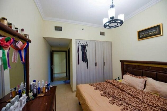 Large spacious two bedroom apartment with terrace - Photo3