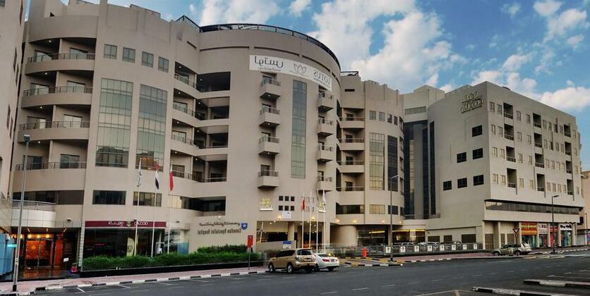 Lotus Grand Hotel Apartments Dubai - Photo4