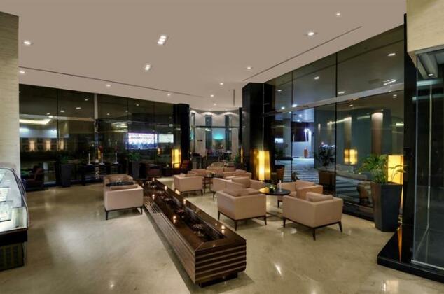Lotus Grand Hotel Apartments Dubai - Photo5