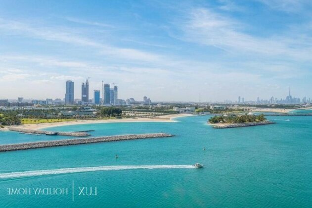LUX - Opulent Island Suite Burj Khalifa View 1 - Photo4