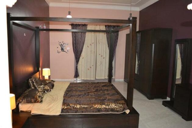 Master Bedroom Al Nokhtha Street - Photo3