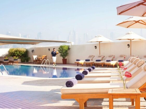 Movenpick Hotel & Apartments Bur Dubai - Photo4