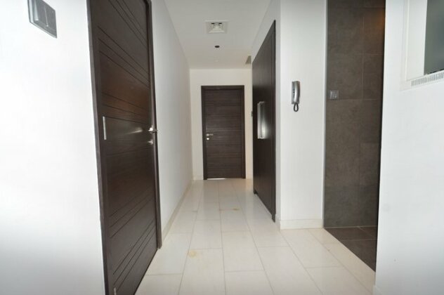 One Bedroom Apartment in Cayan Tower by Deluxe Holiday Homes - Photo5