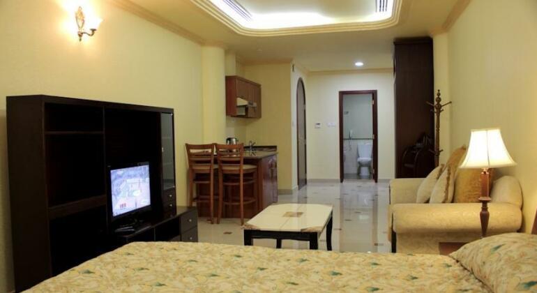 Oriental Palace Hotel Apartments - Photo2