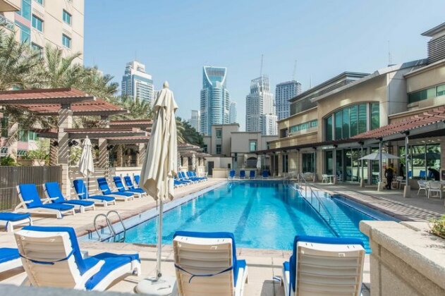Three Bedroom Apartment in Dubai Marina by Deluxe Holiday Homes - Photo2
