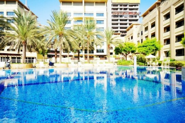 Vacation Bay-Spacious Luxury Living in Dubai
