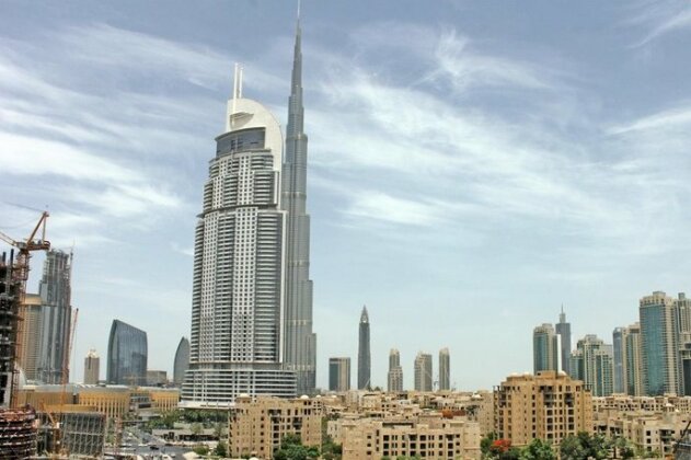 Wider View - Burj Al Nujoom Studio Apt