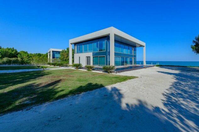 Nurai Luxury Sea front villa