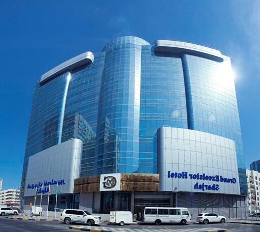 Grand Excelsior Hotel Sharjah - Photo2