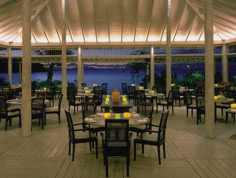 Carlisle Bay - Photo3
