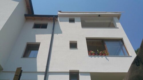 Aste Guesthouse