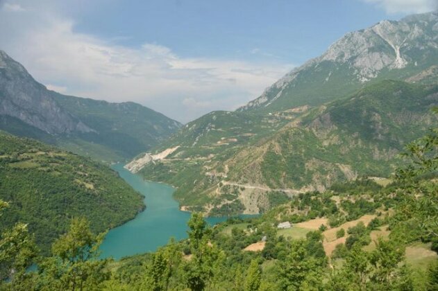 Hotel Komani View - Photo2