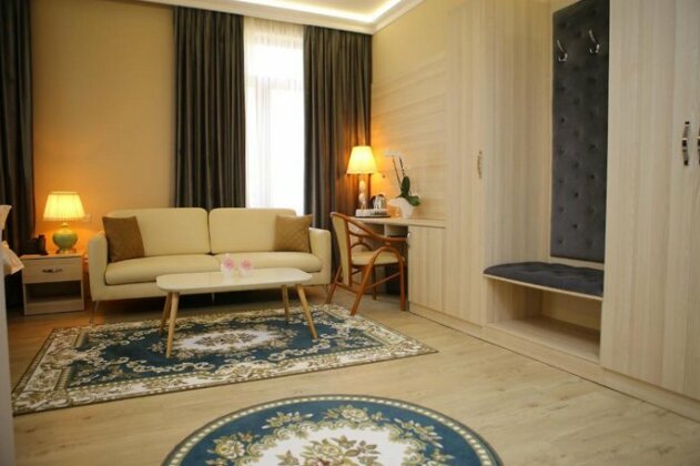 Hotel Colombo Berat - Photo5