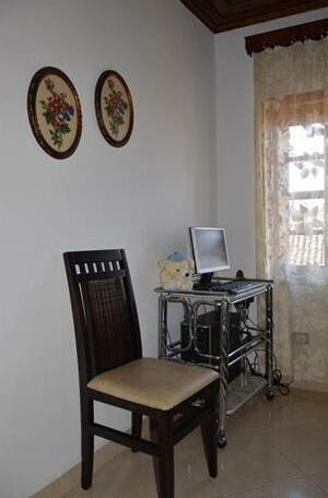 Tomor Shehu Guest House - Photo2