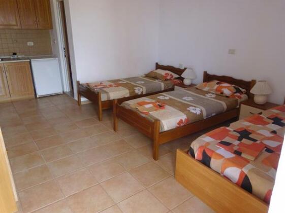Guesthouse Cathrine - Photo4