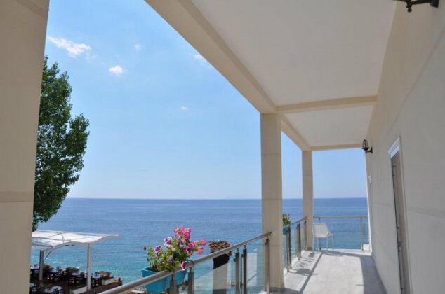 Guesthouse Riviera XH&M - Photo2