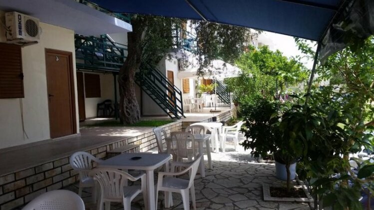 Mehilli Hotel - Photo2