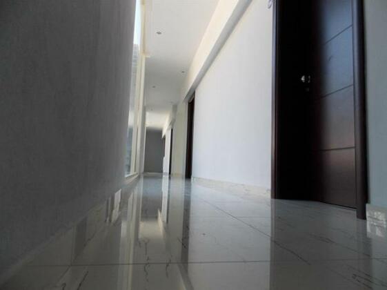 Royal Blue Hotel - Photo4