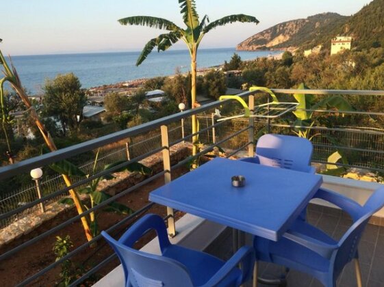 Sea View Hotel Dhermi - Photo2