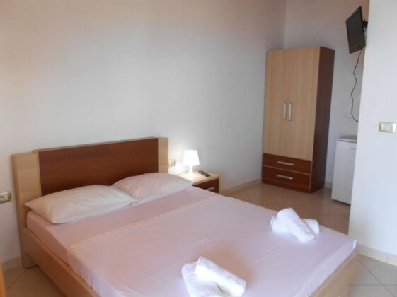 Yard Paradise Hotel - Photo3