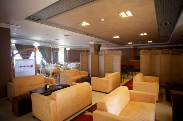 Aragosta Hotel & Restaurant - Photo4