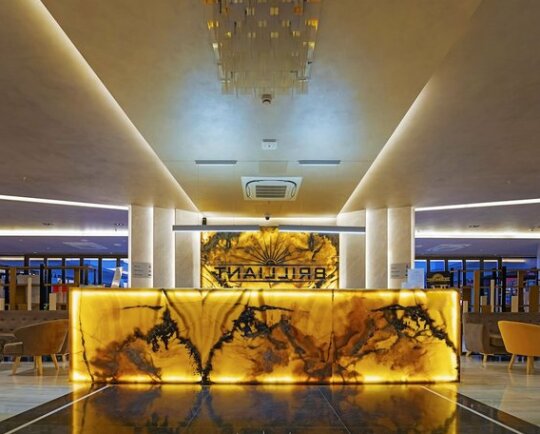 Brilliant Hotel & SPA - Photo4