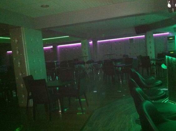 Hotel Bleart - Photo3