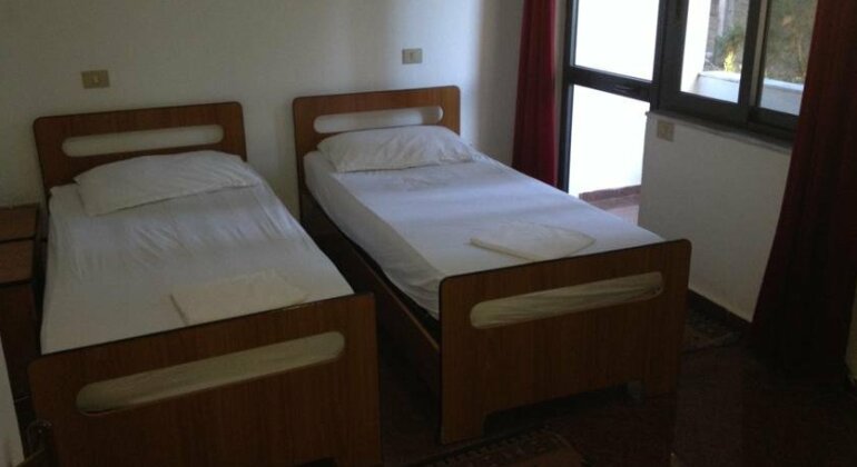 Hotel Dollaku - Photo3